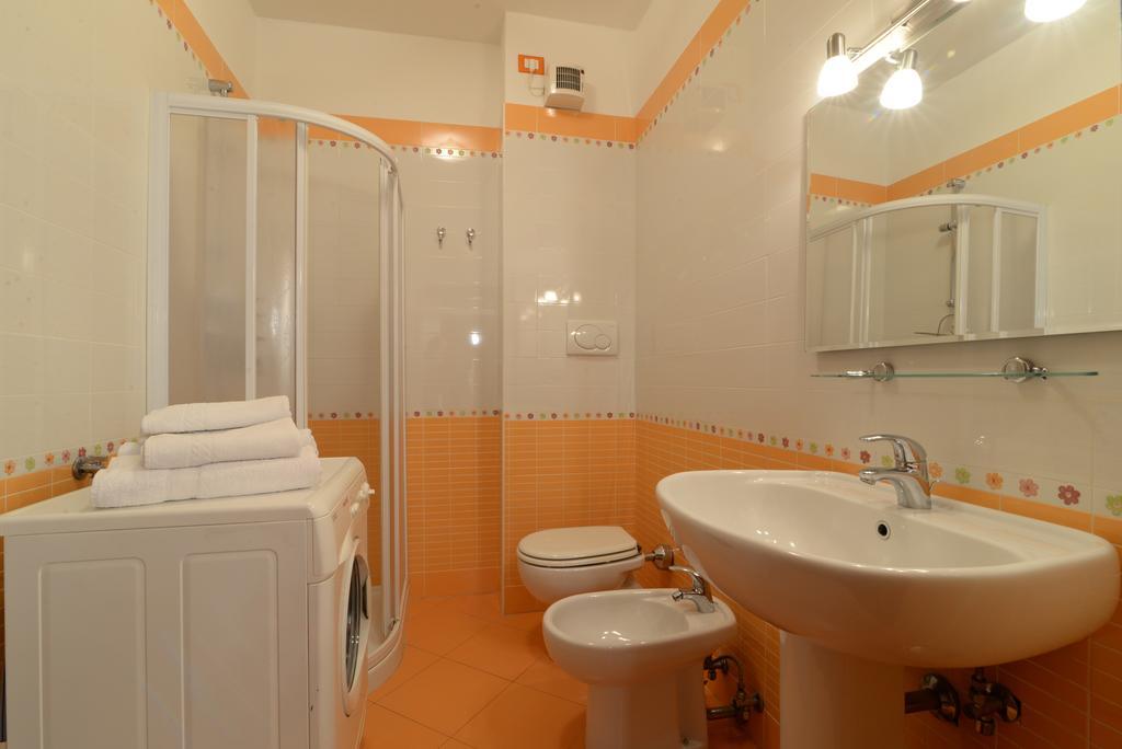 Padovaresidence Apartments - Tra Piazza Delle Erbe E Il Duomo חדר תמונה